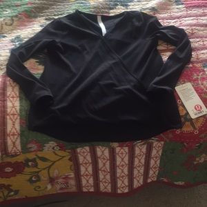 Lu lemon full freedom wrap front top